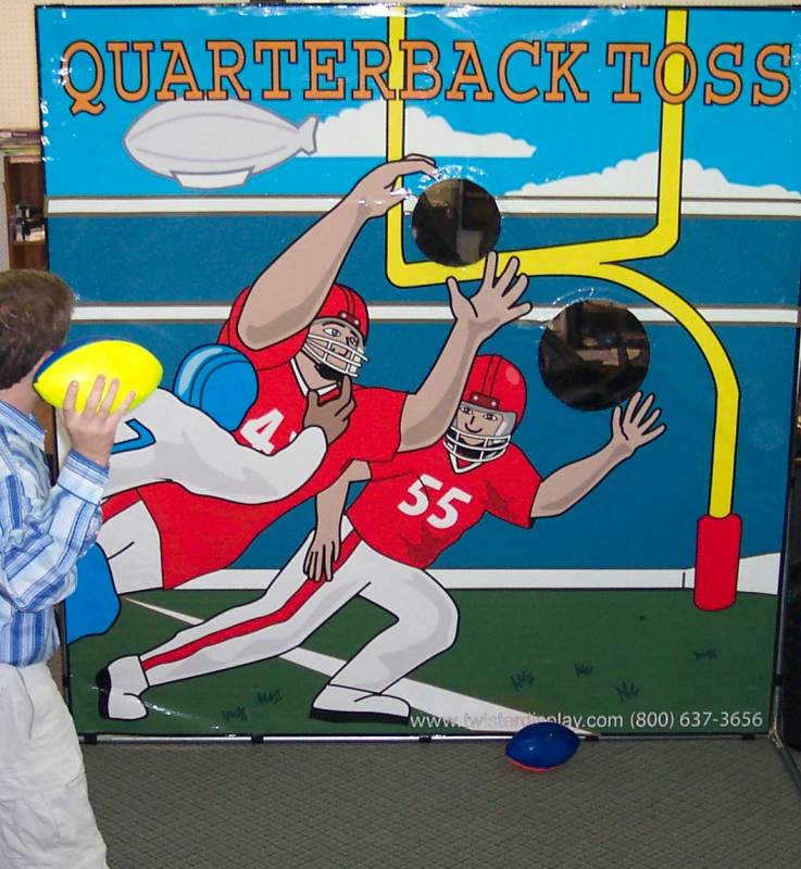 Quarter Back Toss - Football Challenge