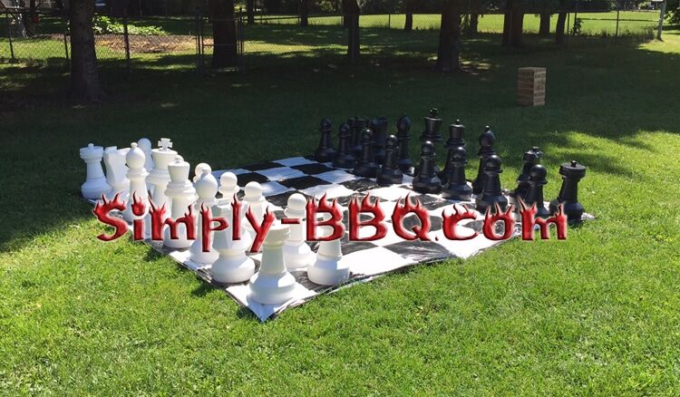 Giant Chess